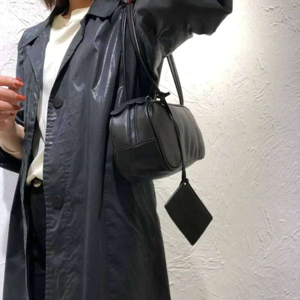 Fashion Brand Pillow 100% Natural Leather Shoulder Purs Vintage Women Cowhide Underarm Bag Purse Large Double Straps Handbag