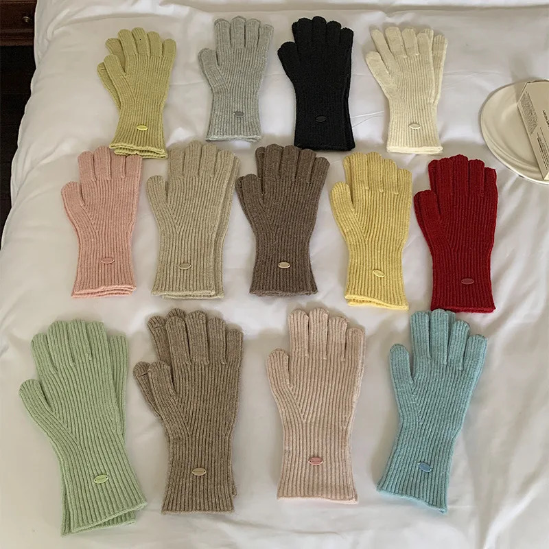 Korean Style Knitted Winter Gloves UltraWarm Soft Windproof Touchscreen Gloves for Women Casual Solid Color 251024