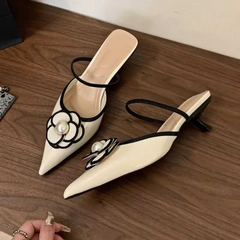 2025 Flower Pointed Toe High Heels Women Luxury Designer Sandals Female Summer Elegant Fi Pumps Flower Mule Slippers WomenXJ251027