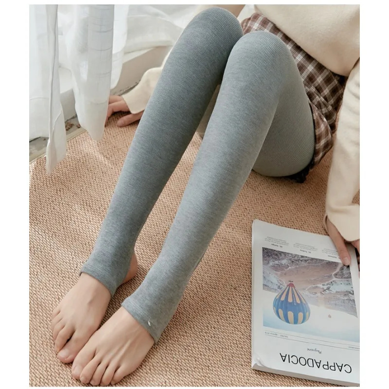 Womens Fall Winter Ribbed Vertical Stripe Thermal Leggings Fleece Thickened Street Ready Seamless High Waist Thermal Pants 251027