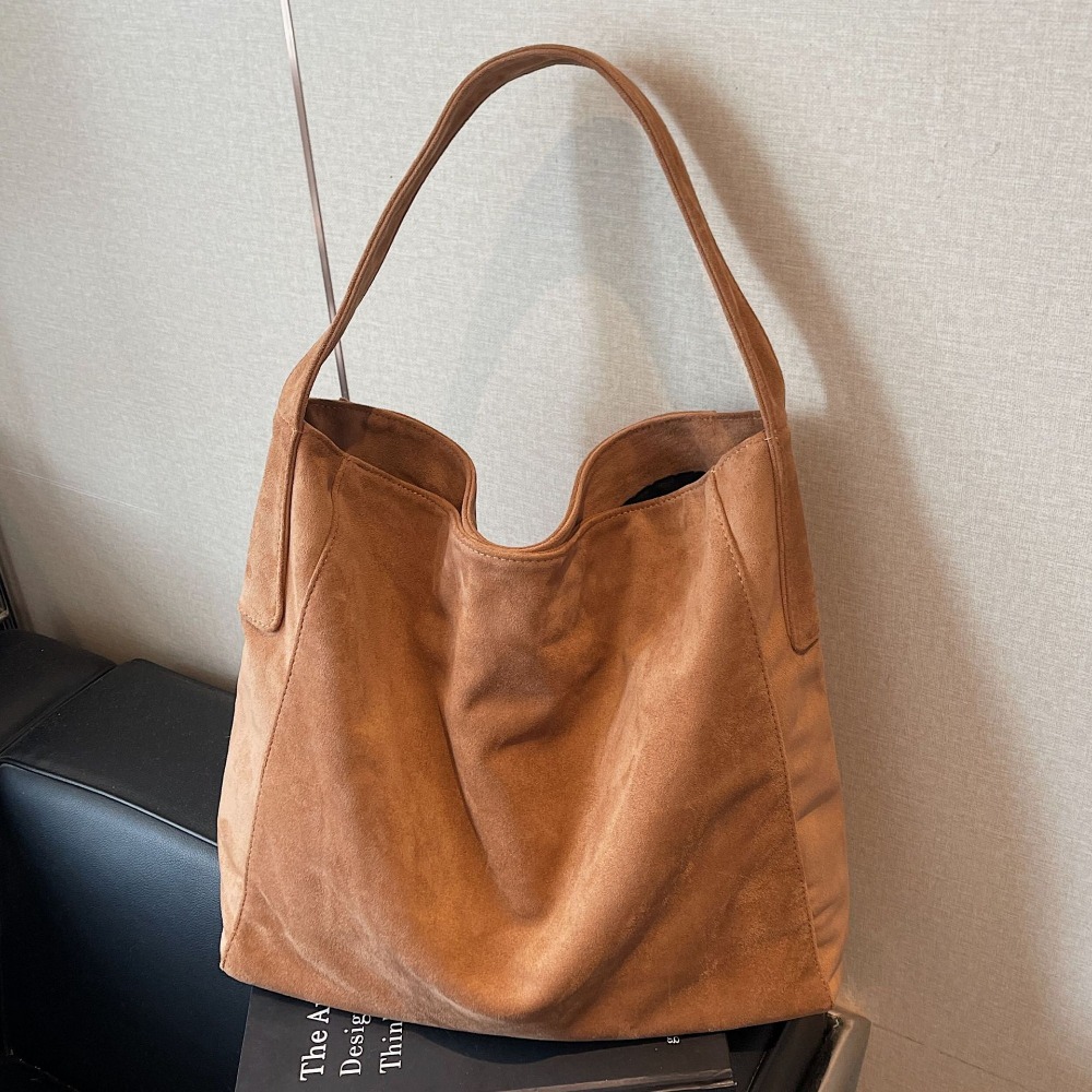 Elegant Retro-Inspired Suede Carrier Bag - Versatile Handbag for Everyday Needs