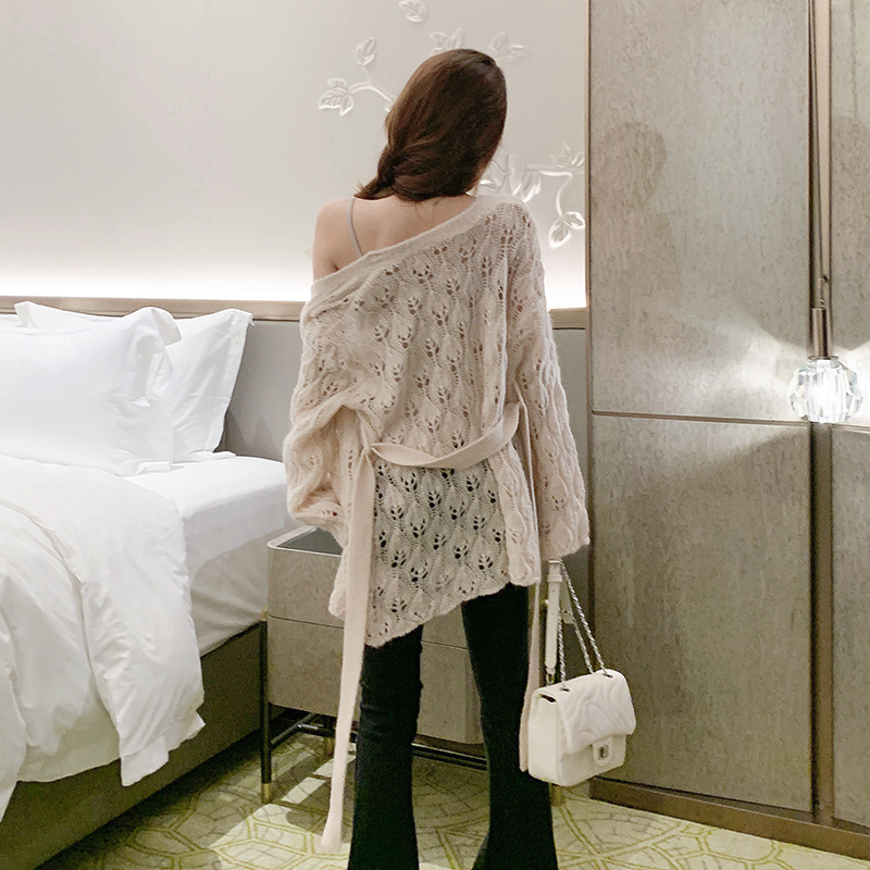 Designer's fashionable lightweight embossed mohair hollowed out women's jacket, lightweight and luxurious high-end thin knitted cardigan top