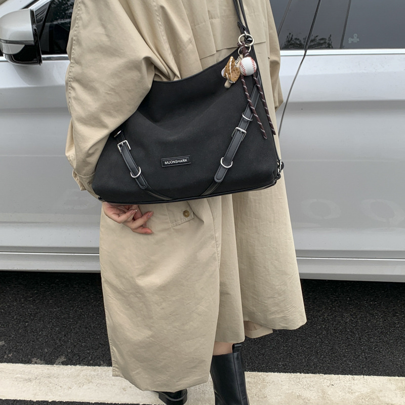 Free shipping designer bag Suede Bag for Women Large Capacity New Autumn and Winter Casual Single Shoulder Crossbody Commuter Tote Bag Double Shoulder