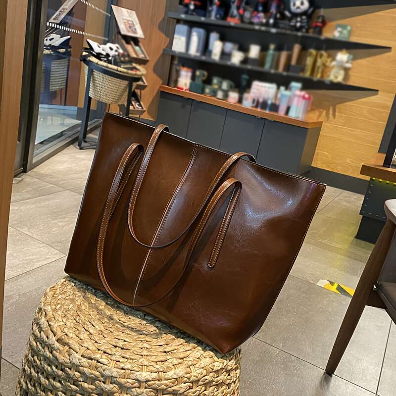 Red Genuine Leather With Double Compartment & Zipper Inner Pocket, Large Capacity For Women, Hand Washable Fixed Strap Design, Elegant Accessory Vinta