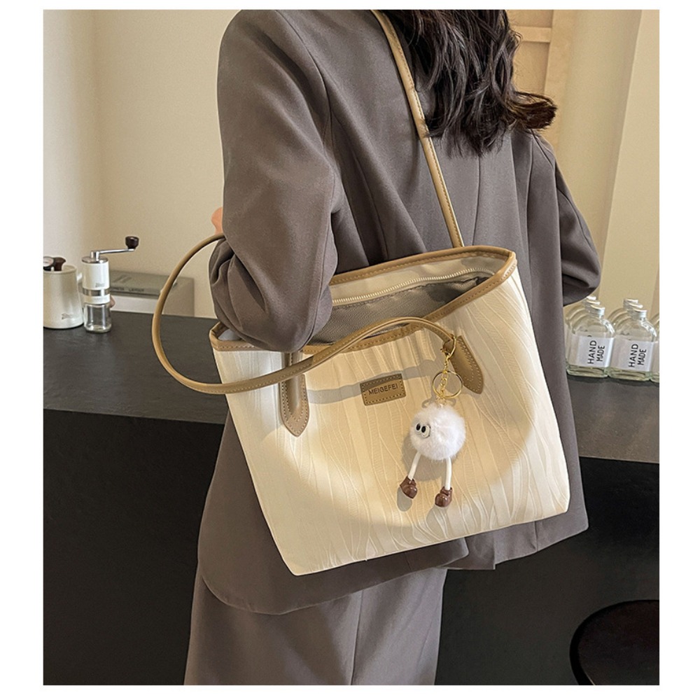 Womens Large-Capacity Tote for Commuting - Durable Shoulder & Handbag Ideal for Daily Use