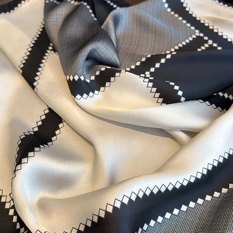 2024 Fashion Luxury Brand 70cm Silk Square Scarf Wen Satin Neck Tie Fa Hair Bandana kerchi Shawl Wrap Hijab EcharpeW251027