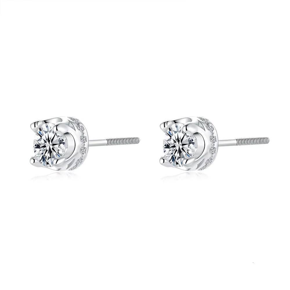 Luxury 18K Gold Plated 925 Sterling Silver 5mm 05ct VVS Moissanite Diamond Halo Solitaire Stud Earrings for Women