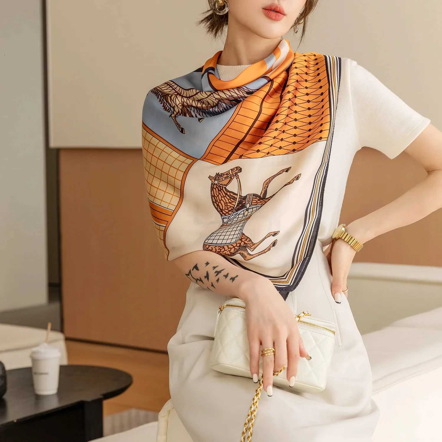 Luxury Horse Print Square Scarf Vintage Silklike Satin Shawl Scarf Wen Windproof Outdoor Wrap 110110cmW251027