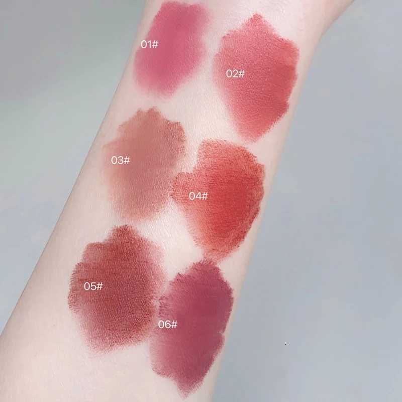 Gege Bear Velvet Matte Lipstick Flawless Coverage Soft Glam FinishEssential for summer travel longlasting makeup W251027