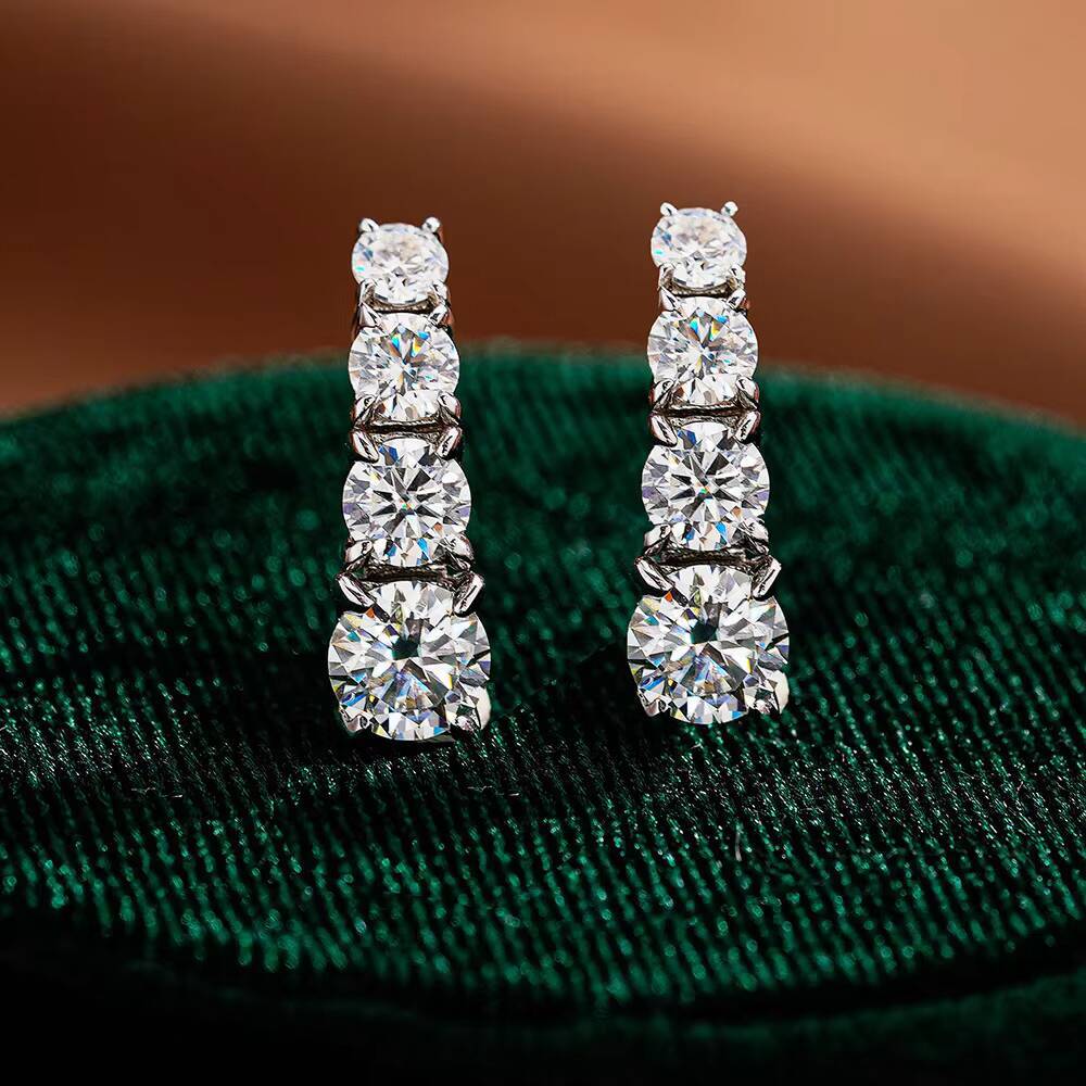 Luxury Brand Jewelry Pure Silver 925 White Moissanite Diamond Stones Stud Earrings for Girls