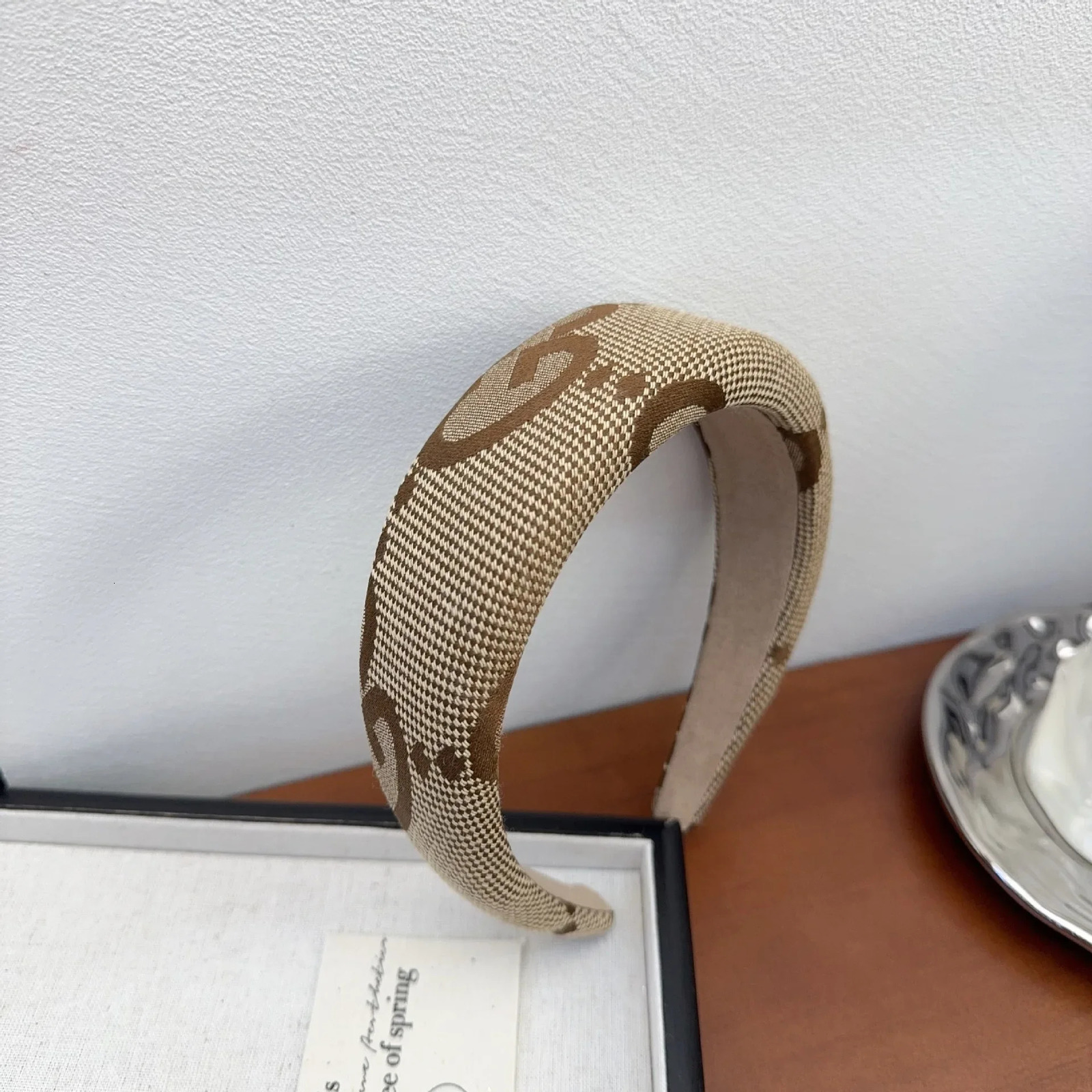 Fashion Green Letters Hair Bands Girls Vintage Elastic Headbands Sponge Hairbands Hair Hoop Korean Hair Accessories for Women 251023