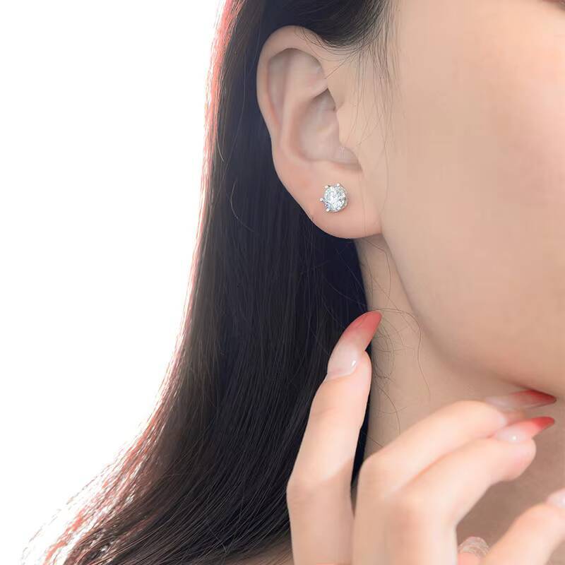 Fashion Jewelry Luxury Earrings 032Carat 925 Sterling Silver Vvs Sixclaw Moissanite Diamond Stud Earring for Women