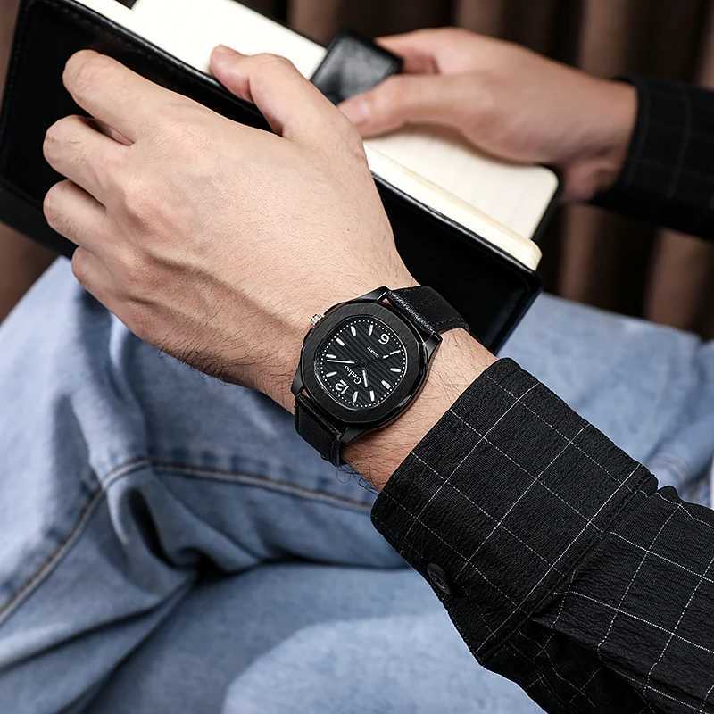 2022 New Casual Leather Strap Men Sports Watch Quartz Elegant Mens Wristwatch Relogio Masculino reloj hombre Montre Homme SaatT251027