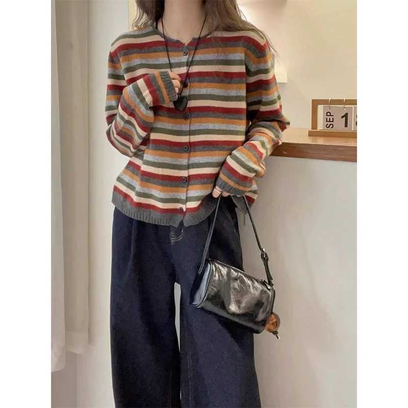 Round Neck Long Sleeve Color Striped Knitted Cardigan for Women in Autumn New Fashionable and Fashionable Sweater JacketT251027