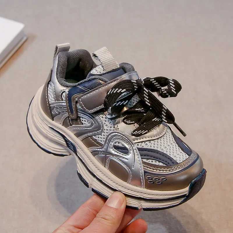 Students Running Shoes Thick Soft Sole s Sports Shoes Mesh Breathable 2025 New Fashion Children Basketball Shoes Nonslip S251027