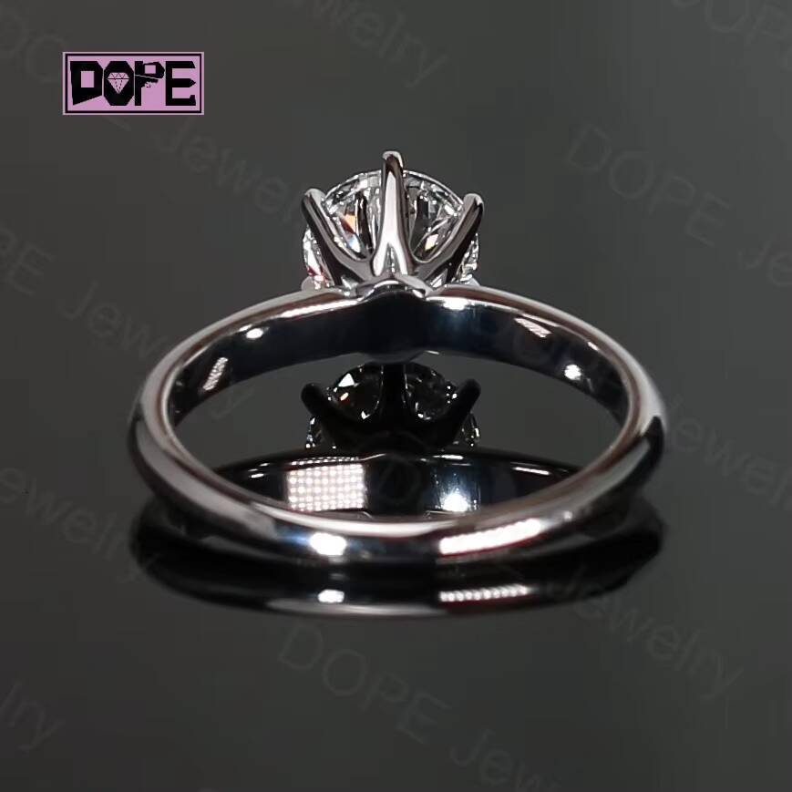 Classic Lab Grown Diamond Ring IGI Cvd Diamond 18K White Gold Solitaire 1CT Round Engagement Wedding Ring