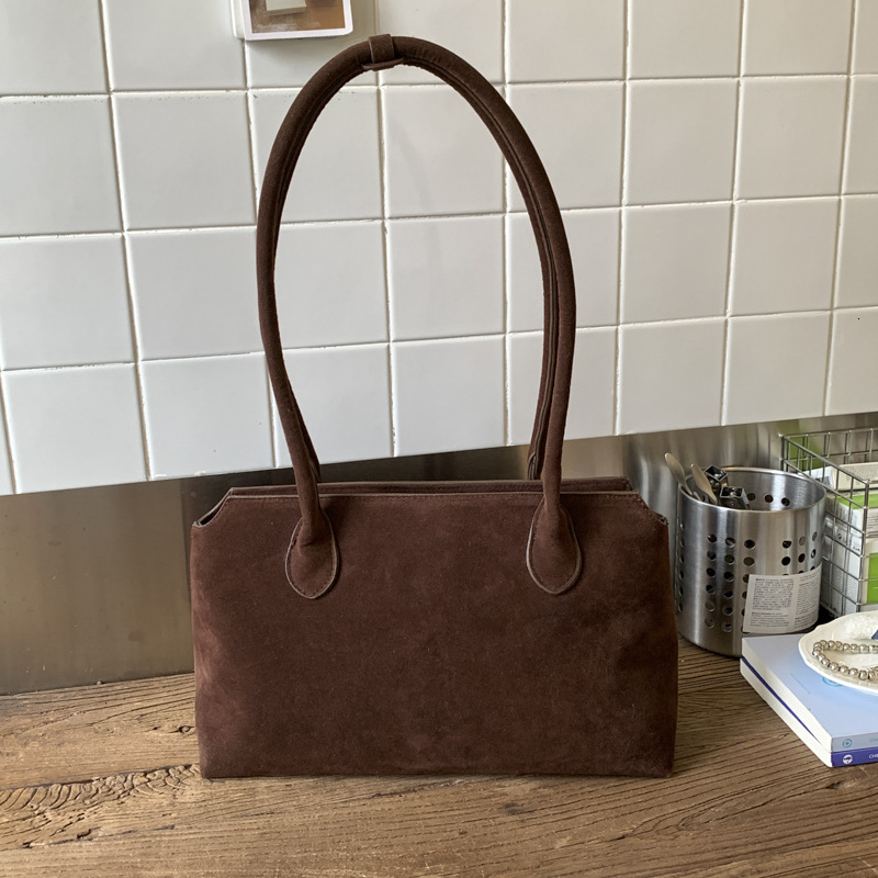 Free shipping designer bag Large Capacity Simple Tote Boston Bag for Women Autumn New Versatile Matte High-End Feel Single Shoulder Underarm Bag