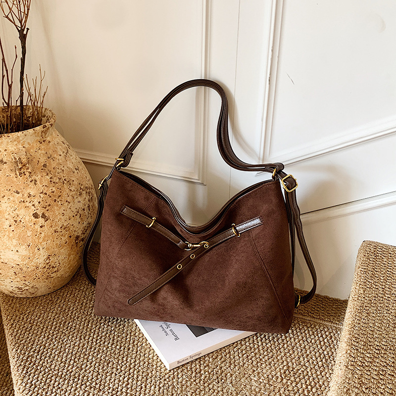 Free shipping designer bag Suede Bag Women Large Capacity New Autumn Winter Casual Shoulder Bag Commuter Tote Bag Backpack