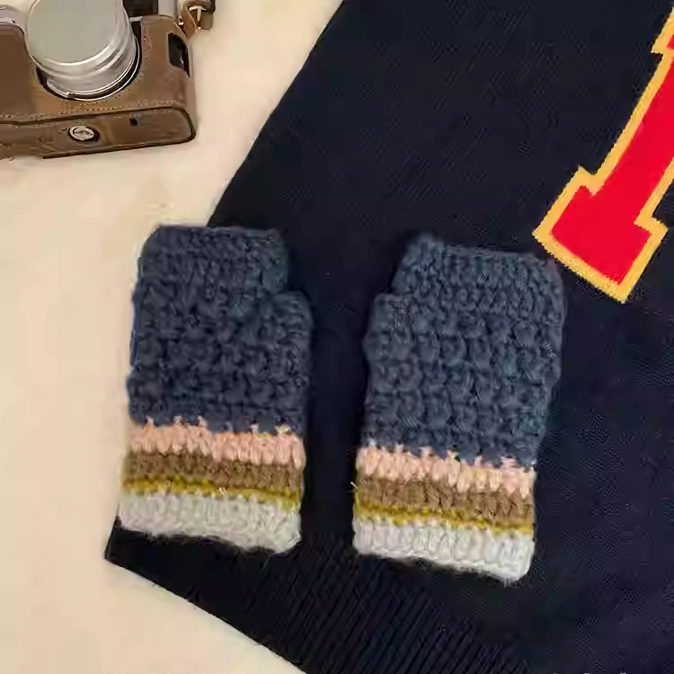 Designer Sweet Knitted Bow Yarn Women's Handbag Autumn/Winter New Cute Fashion Knitted Crossbody Bag