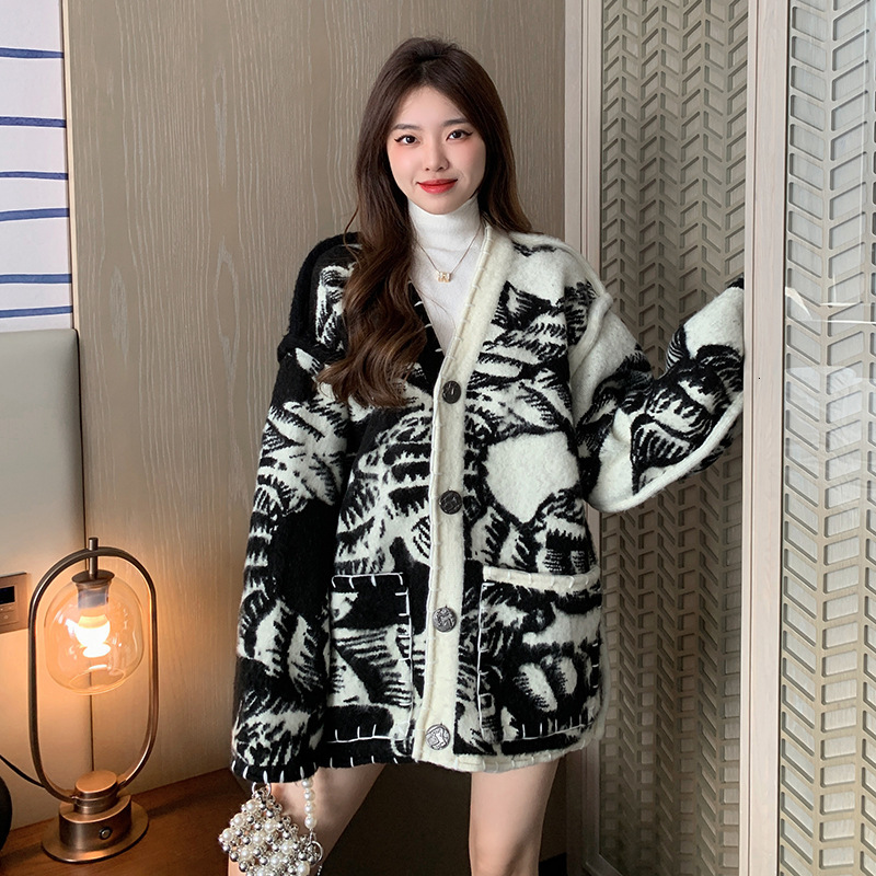 Designer Fashion Knitted Women's Open Jacket Retro Printed Early Autumn Lazy Slimming Top Fashion
