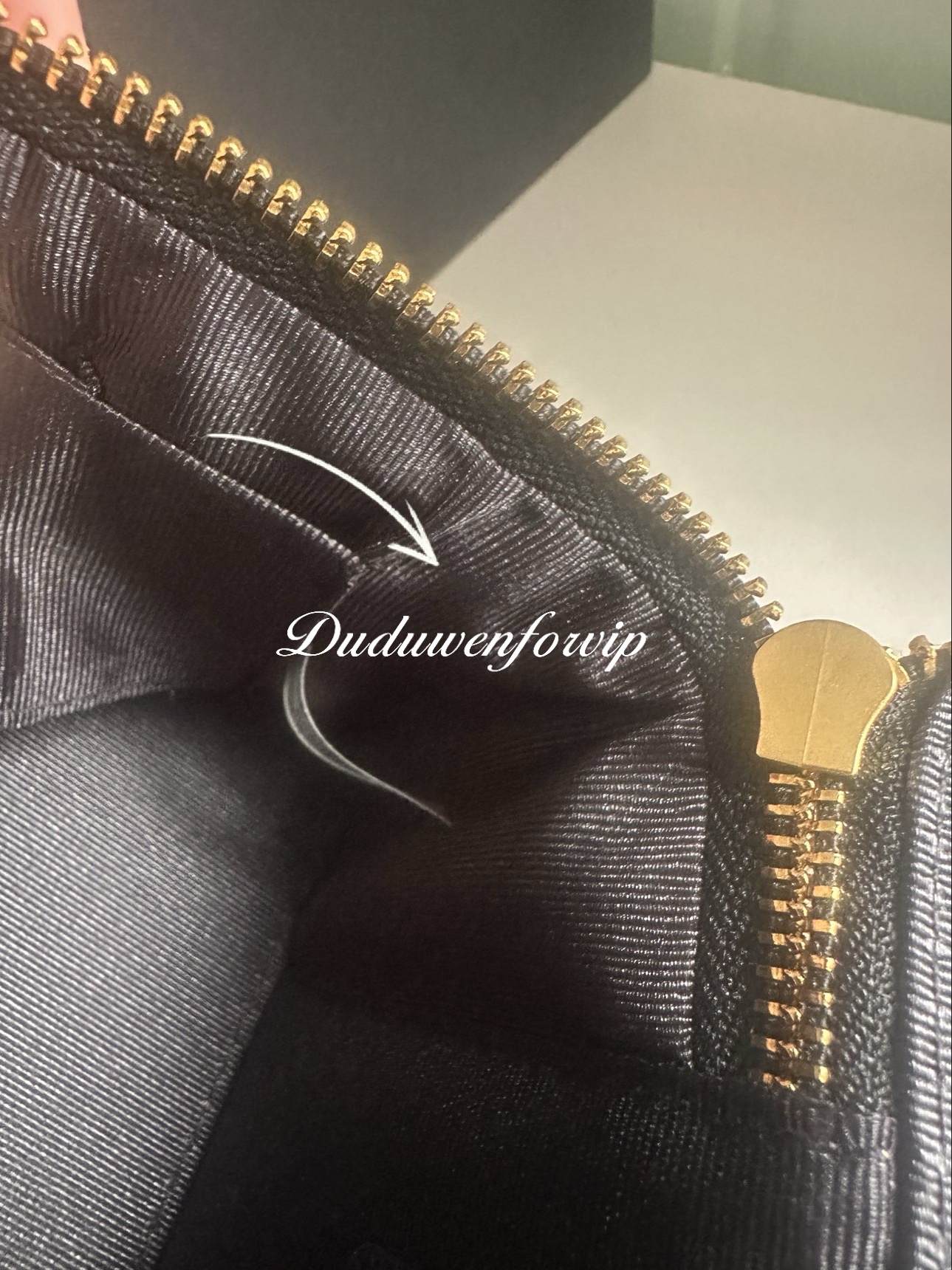 Storage Box 19X10X11.5Cm gift organization box with adjust chain party gift full packing Handle case