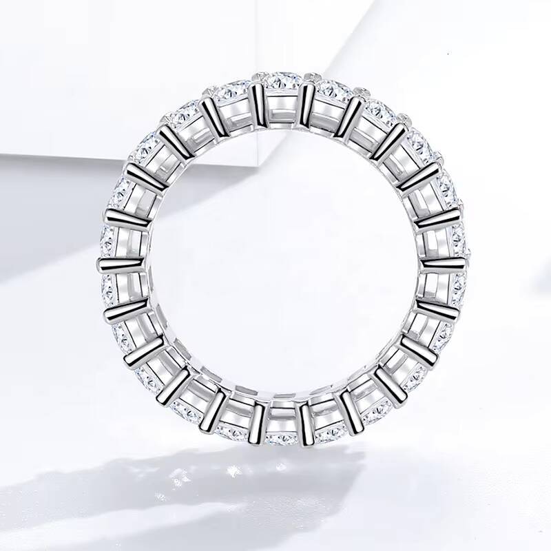 Luster Low Price Silver Moissanite Wedding Band Hot Sale Emerald Cut Moissanite Half Eternity Band