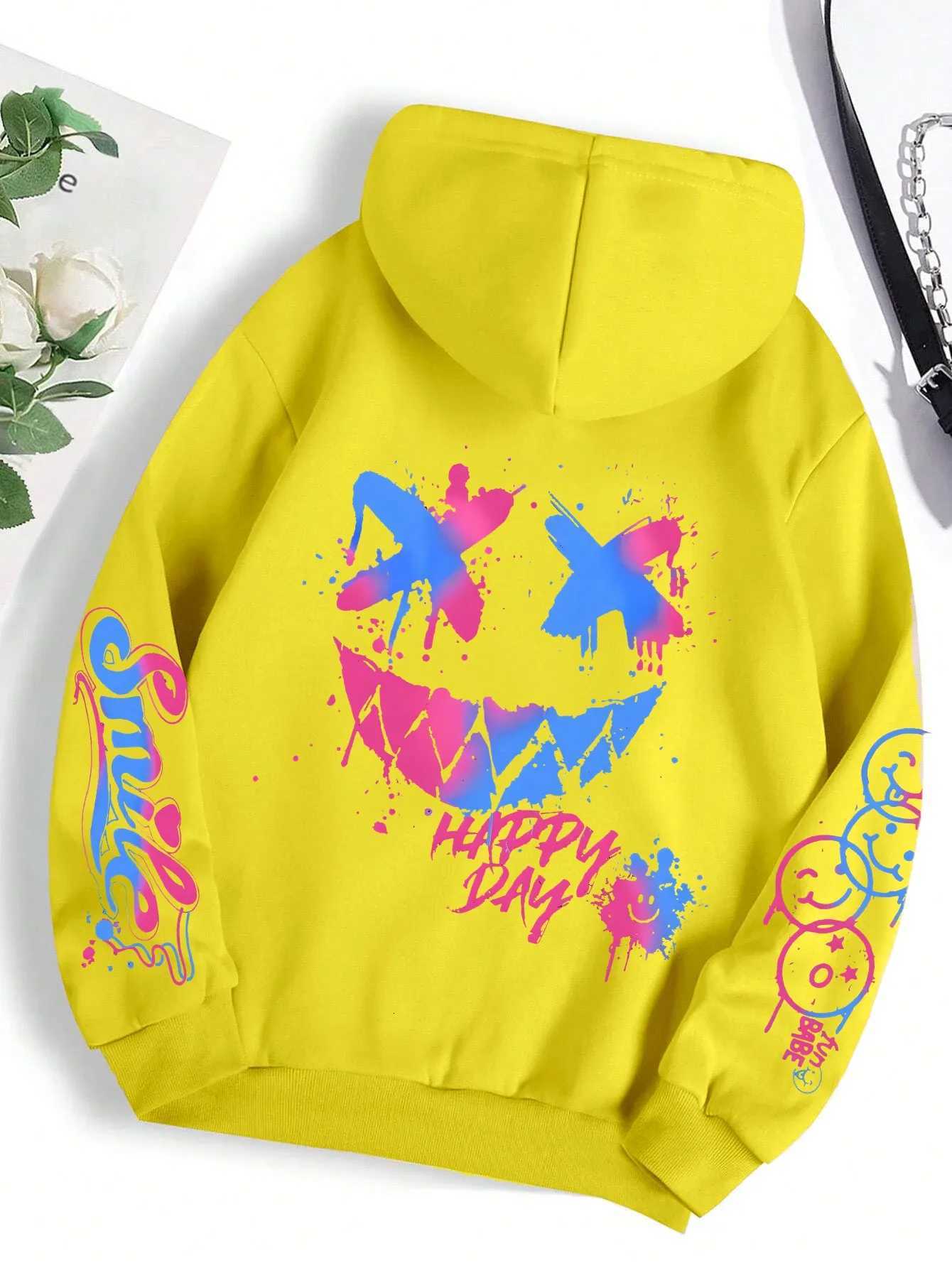 New autumn mens personalized smiling face print comfortable breathable hooded sweatshirt outdoor street fashion hooded sweatshi W251027