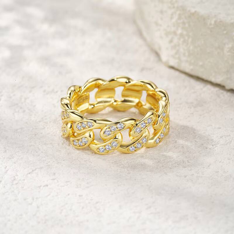 New Design Ring for Fashion Girl 18K Gold Plated Rhodium Plated Fine Women 925 Sterling Silver Cuban Link Rings with Moissanite
