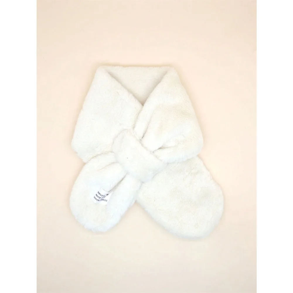 Winter Warm Plush Baby Scarf Solid Color Crossover neck Scarf Soft Furry Warm Neck Gaiter for Boys and Girls 251027