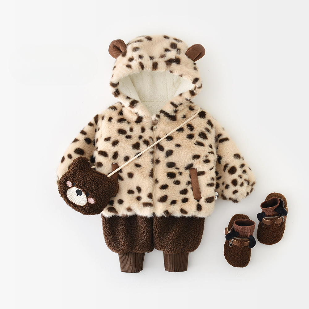 New hot selling boy and girl fur sweater jacket with fashionable leopard print wool lining, thickened autumn and winter hooded baby cotton jacket