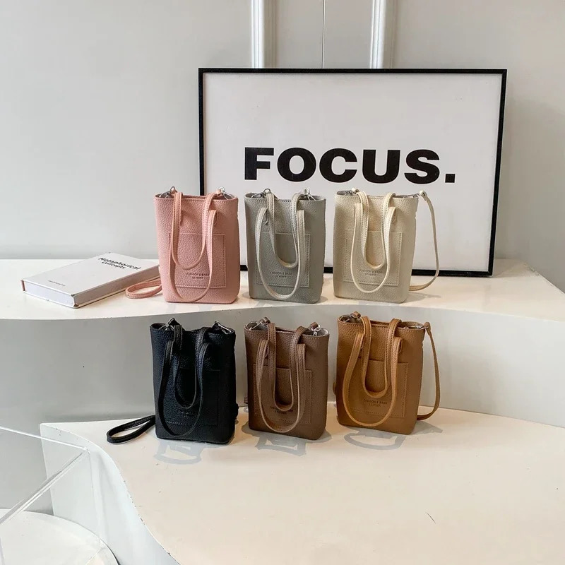 LEFTSIDE Mini PU Leather Shoulder Bag Lady Handbags and Purses Women 2024 Y2K Korean Fashion Solid Color Crossbody Bag 251027