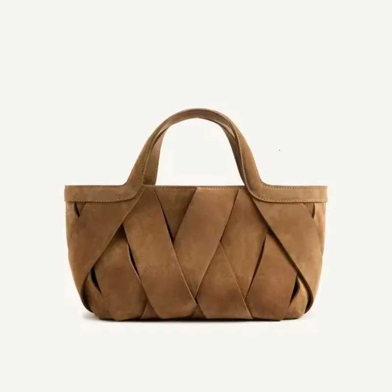 Hand bag womens autumn and winter new fashion woven handbag womens crossbody bag niche Y251027