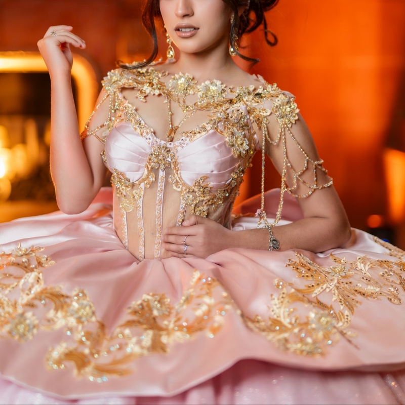 Pink Shiny Quinceanera Dresses Off The Shoulder Applique Lace Beading Bow Tull Party Birthday Sweet 16 Dress Vestidos 15 De Anos