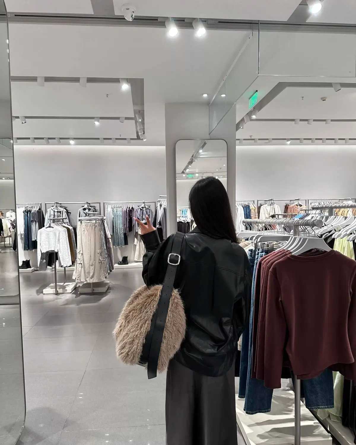 JIAERDI Vintage Khaki Handbag Women 2025 Fashionable Large Capacity Soft Plush Ladies Retro Casual Shoulder Bag Y2k Y251027