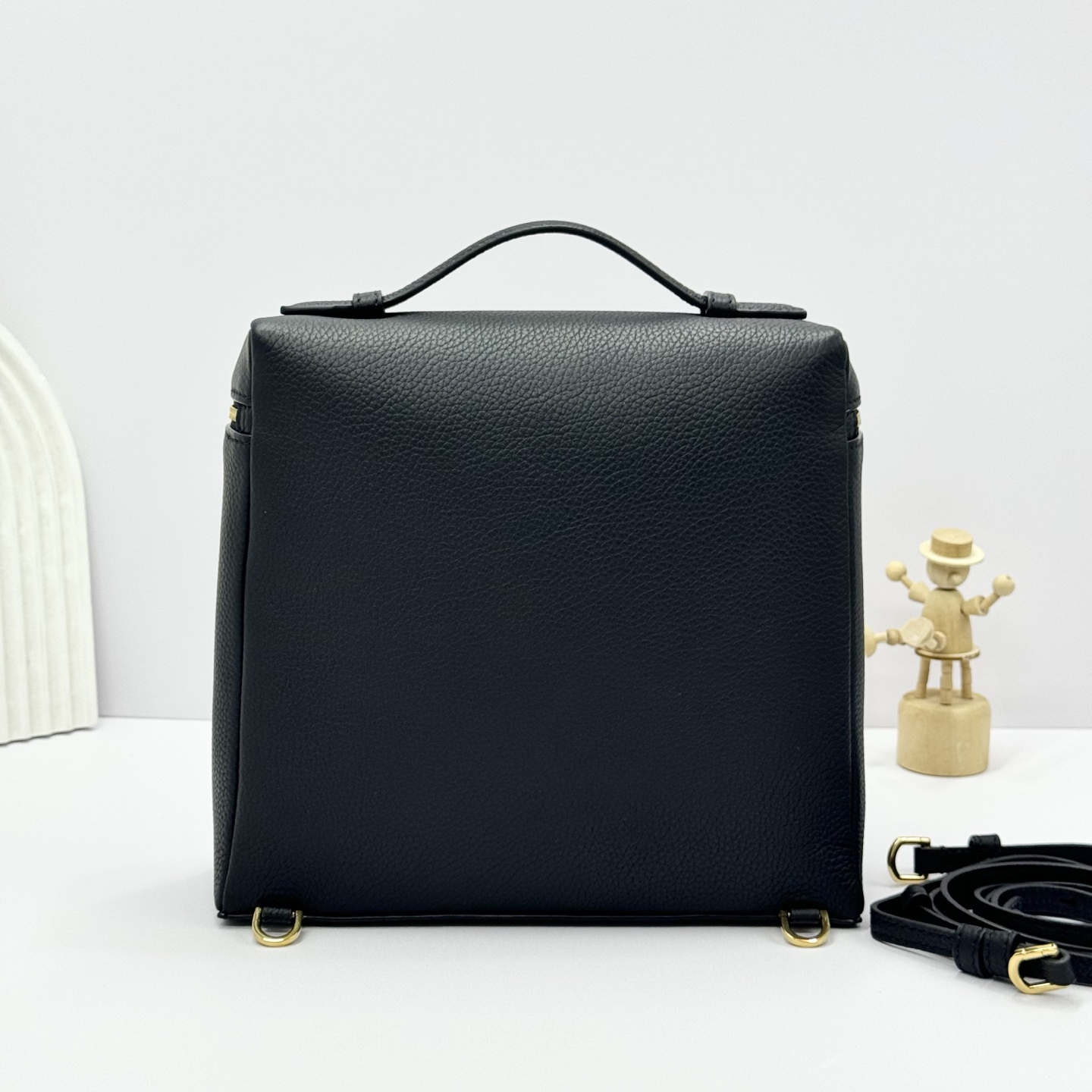 Luxury backpack designer bag luxury bags Top-grain Leather Lock Square Box Bag, Multi-color Optional Backpack, High-end Versatile Women's Bag Ref