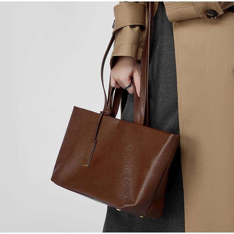 Genuine Leather Women's Tote New Brand Large Capacity Soft Cowhide Solid Shoulder Bag Niche Crossbody Retro Coffee Handbag