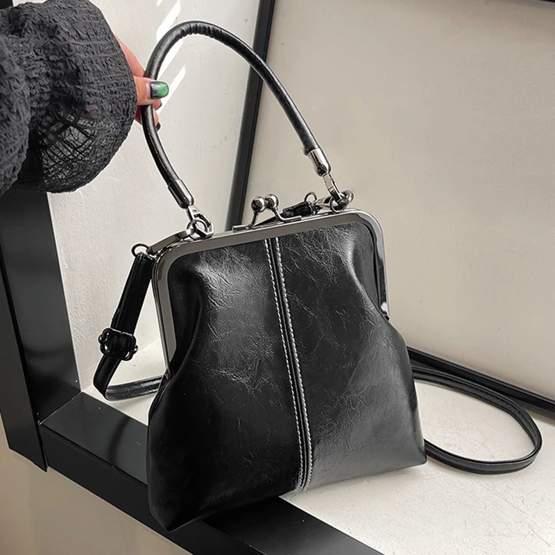 Large Capacity Vintage Womens Handbag Elegant Kiss Lock Shoulder Bag PU Leather Retro Chinese Style Crossbody Bag Solid Color 251027