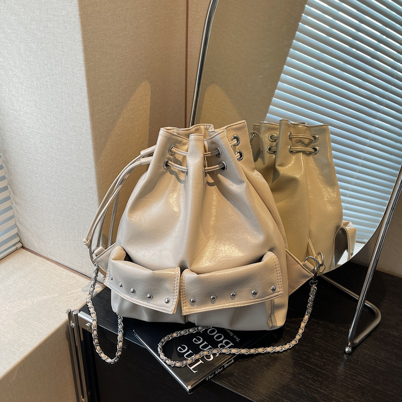 Free shipping designer bag Casual Motorcycle Style Commuter Large Capacity Backpack New Fashion Chain Double Shoulder Bag Casual Bucket Bag