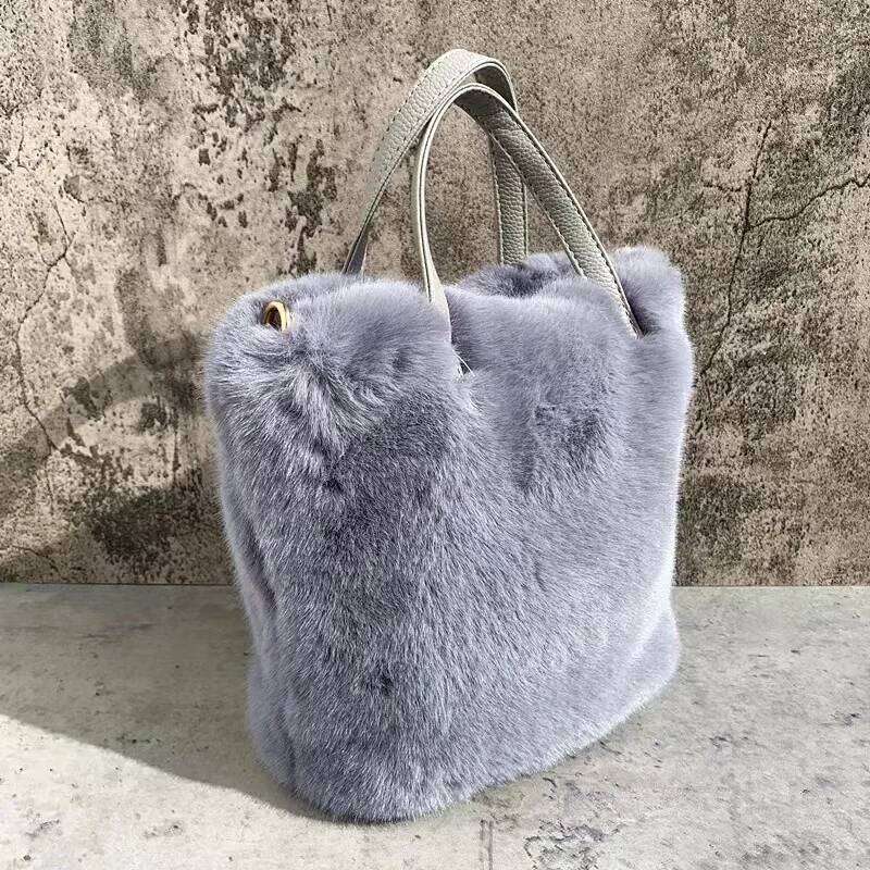 Autumn And Winter New Fashion Brand Faux Fur Handbag For Women, Large Capacity Plush Square Shoulder Crossbody Bag Trendy