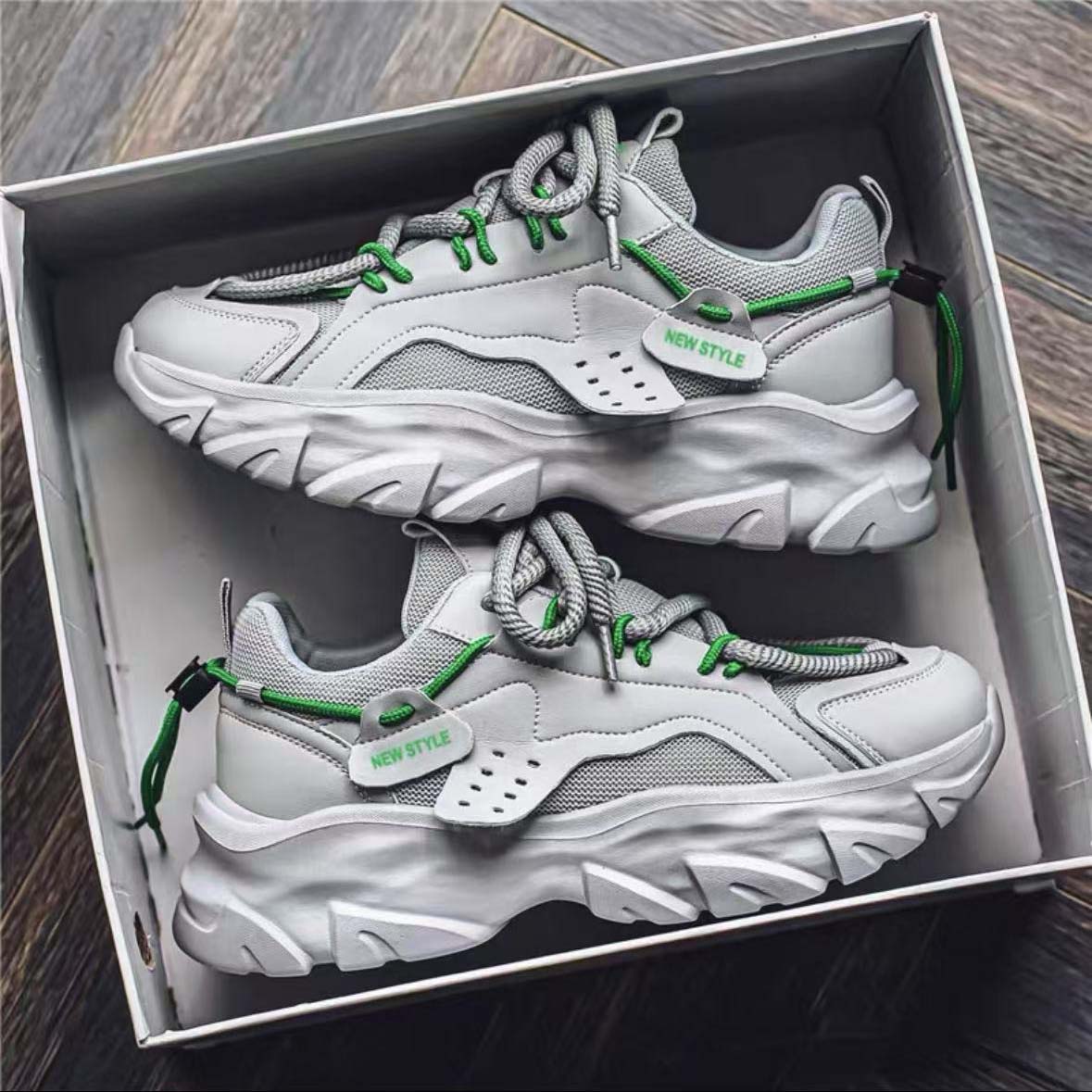 Top designer black and white men's and women's sports shoes, classic panda blue and cold gray platform height-increasing breathable outdoor 