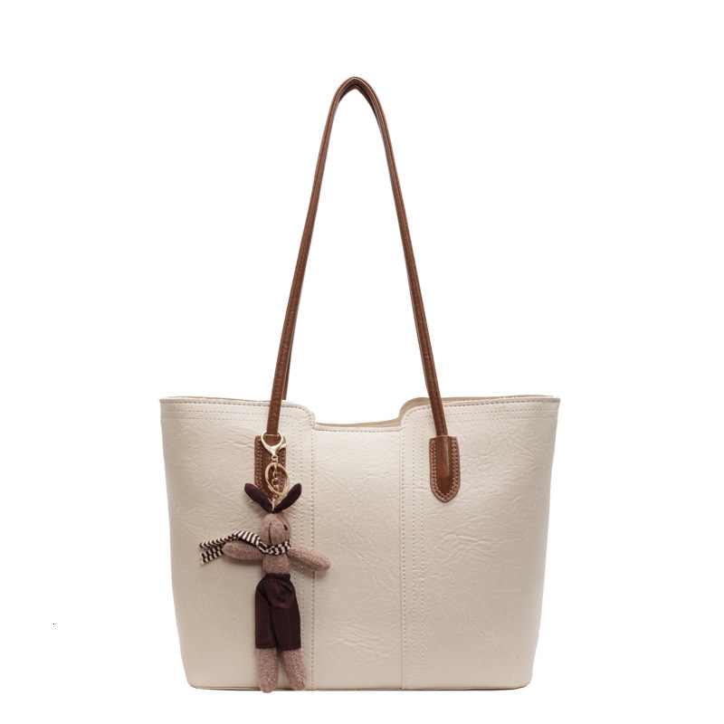 Free shipping designer bag Autumn and Winter Large Capacity Commuting Tote Bag Women Fashion Niche Versatile Shoulder Bag