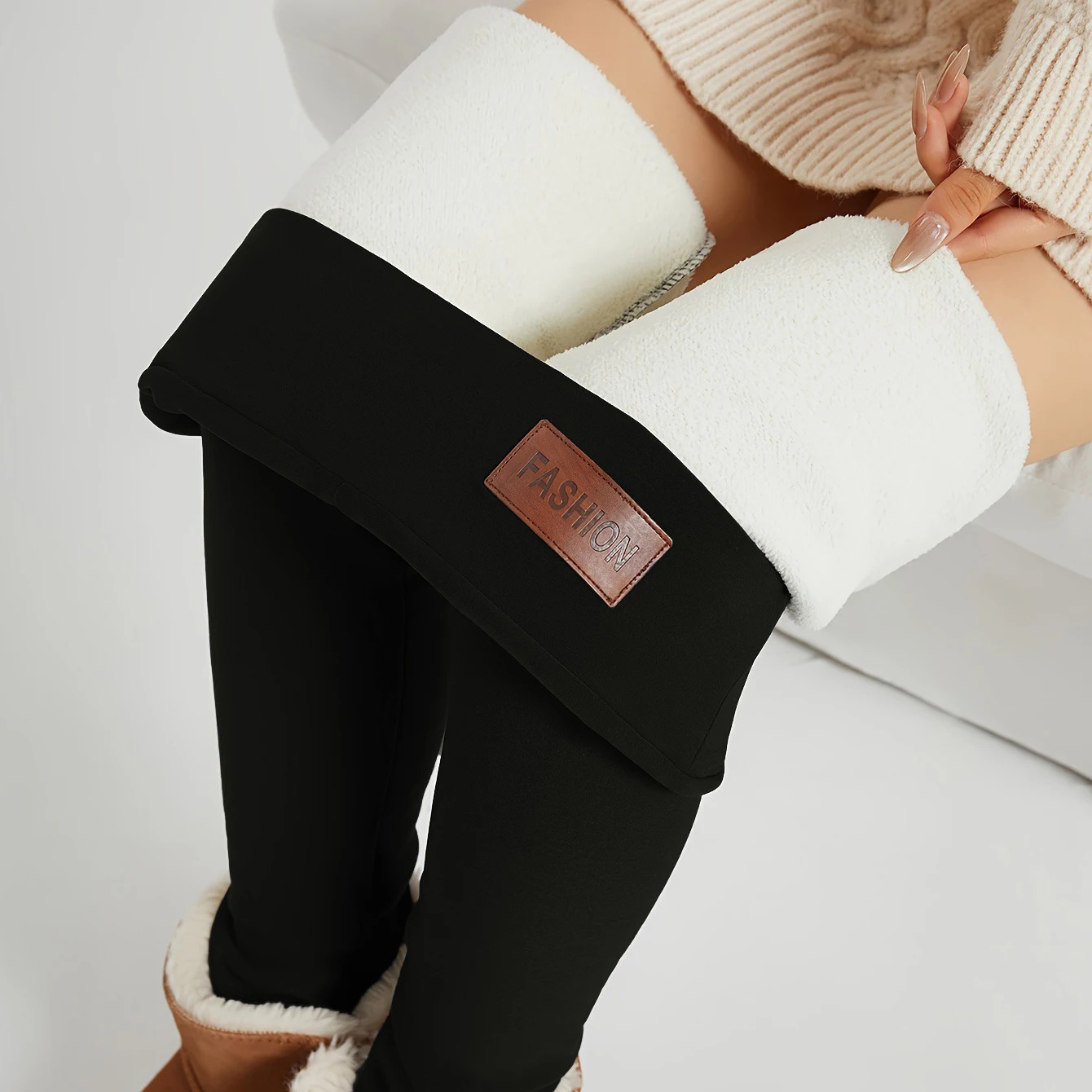 Super Warm Winter Leggins Women Skinny Stretch High Waist Prevent Cold Velvet Leggings Beautiful Outdoors Casual Warm Pants 251027