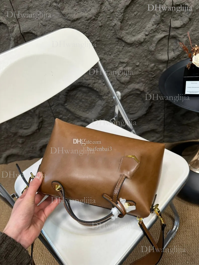 DHGM designer's new the way Pillow Large capacity hand-held crossbody Solid color daily commute bag