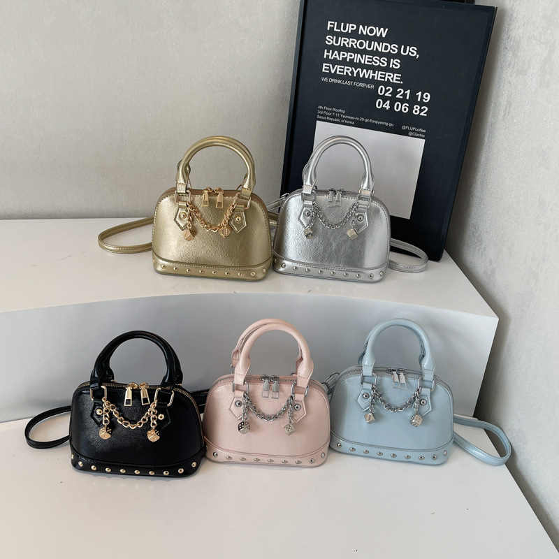 Free shipping designer bag Niche Design High-End Handbag New Texture Shell Bag Fashionable Single Shoulder Crossbody Bag