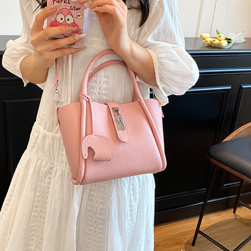 Free shipping designer bag New High-End Handbag for Women Niche Single-Shoulder Bucket Bag Crossbody Commuter Tote Bag