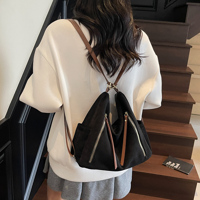 Free shipping designer bag Large Capacity Tote Bag for Women Autumn and Winter Versatile Shoulder Bag New Matte Commuter Backpack
