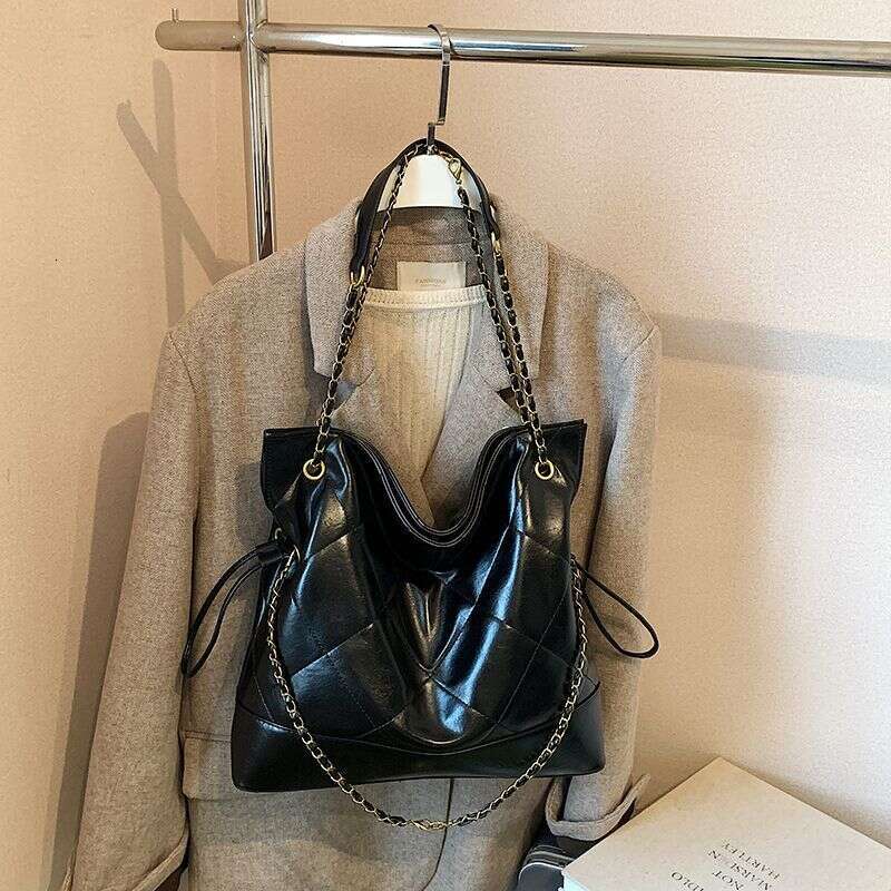 designer bag tote bag Quilted Chain for Women 2025 New Trendy Fashion Bucket High-end Large Capacity Underarm Bag