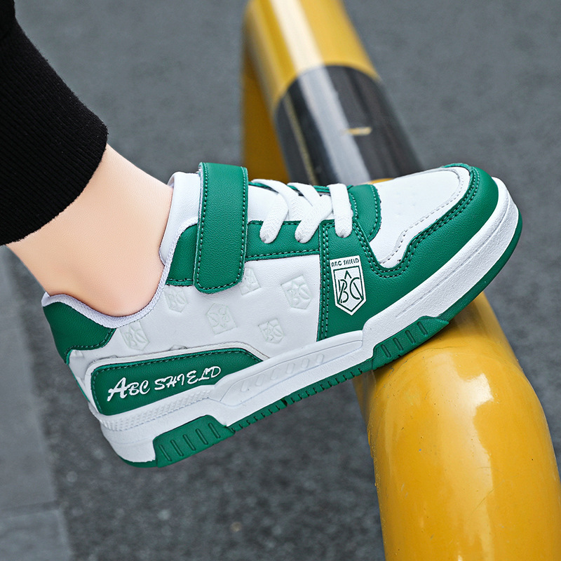 Boy Skateboard Shoes for Kids Girl Fashion Design Sports Shoes Sneakers Outdoor Cutefeet Non-slip Child Trainers Green Red Black Big Plus Sizes US11C-