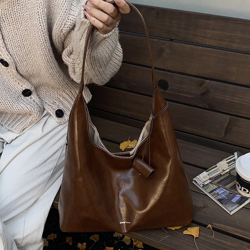 Korean style niche retro design armpit bag autumn and winter new casual simple large capacity style women's shoulder bag luxury designer bag