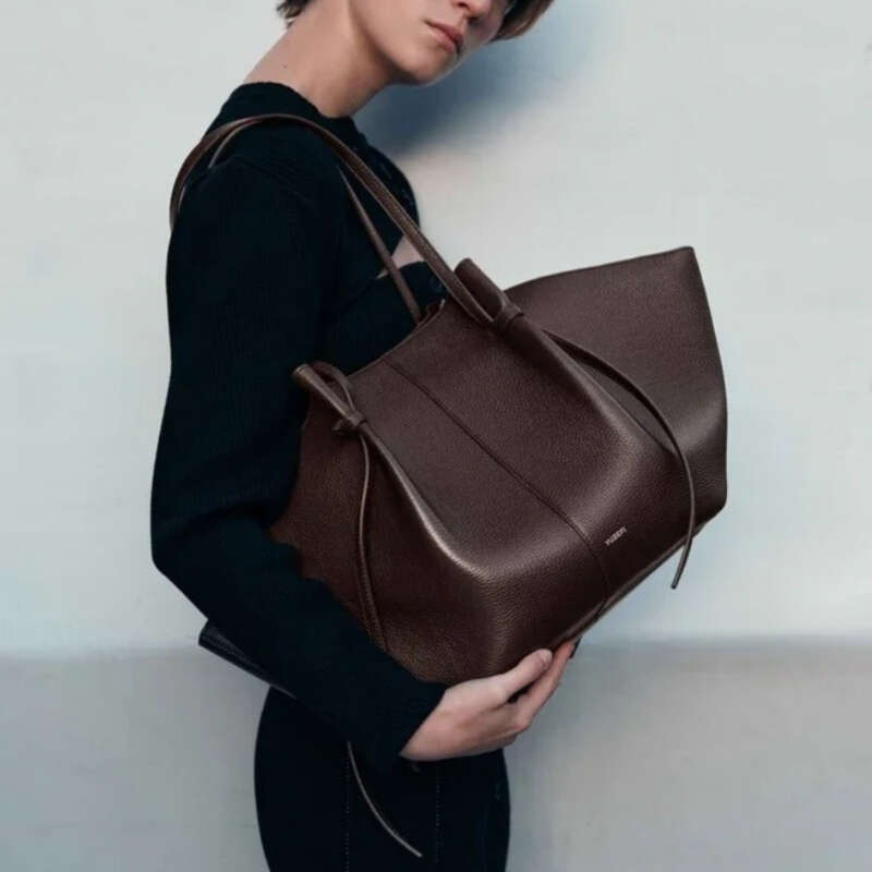 Women's Extra Large Capacity Genuine Leather Crossbody Tote Bag Vintage Finish, Adjustable Shoulder Strap, Snap Closure, Spacious Everyday & Purs